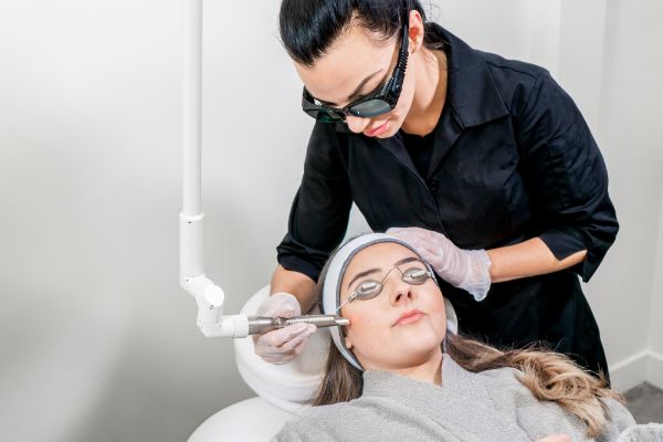 The various benefits of choosing Erbium laser