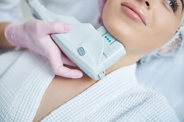 patient undergoing ultherapy treatment